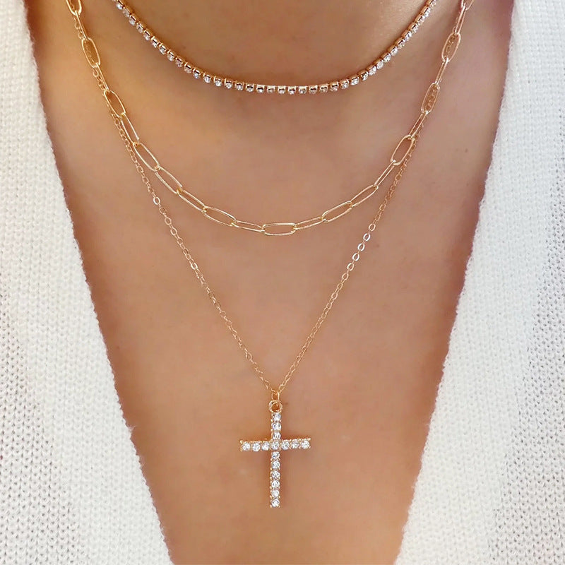 Collier Croix Diamant Élégance