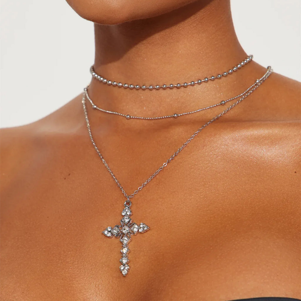 Collier Croix Diamant Élégance