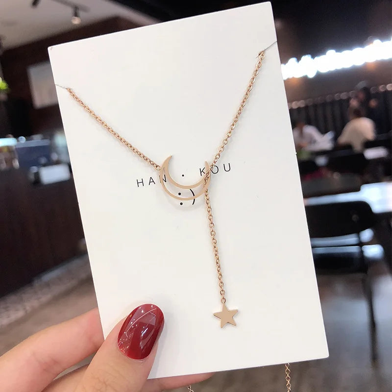 Collier Lune & Étoile Élégance