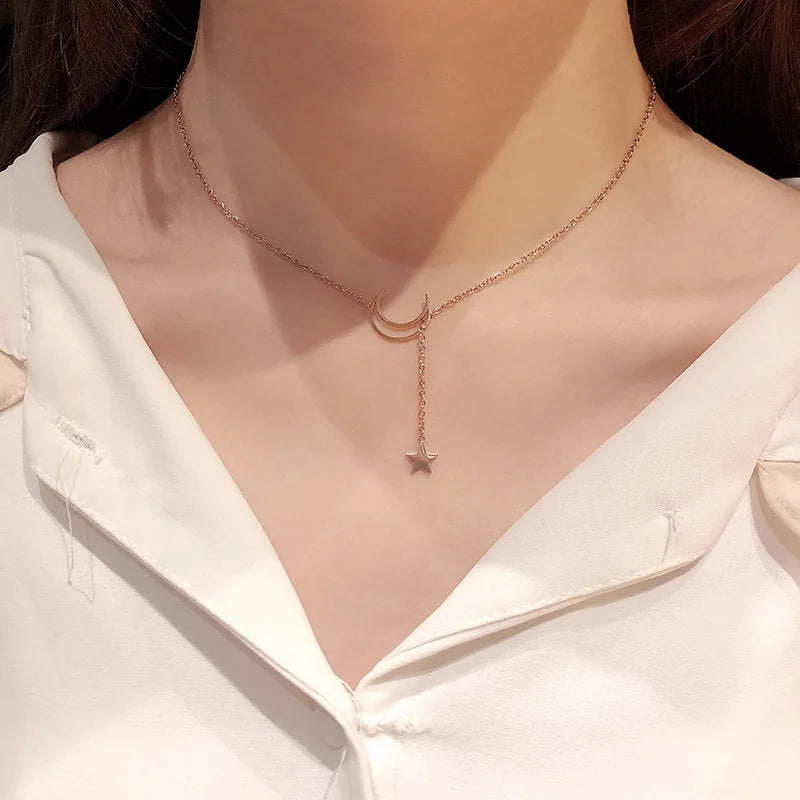 Collier Lune & Étoile Élégance